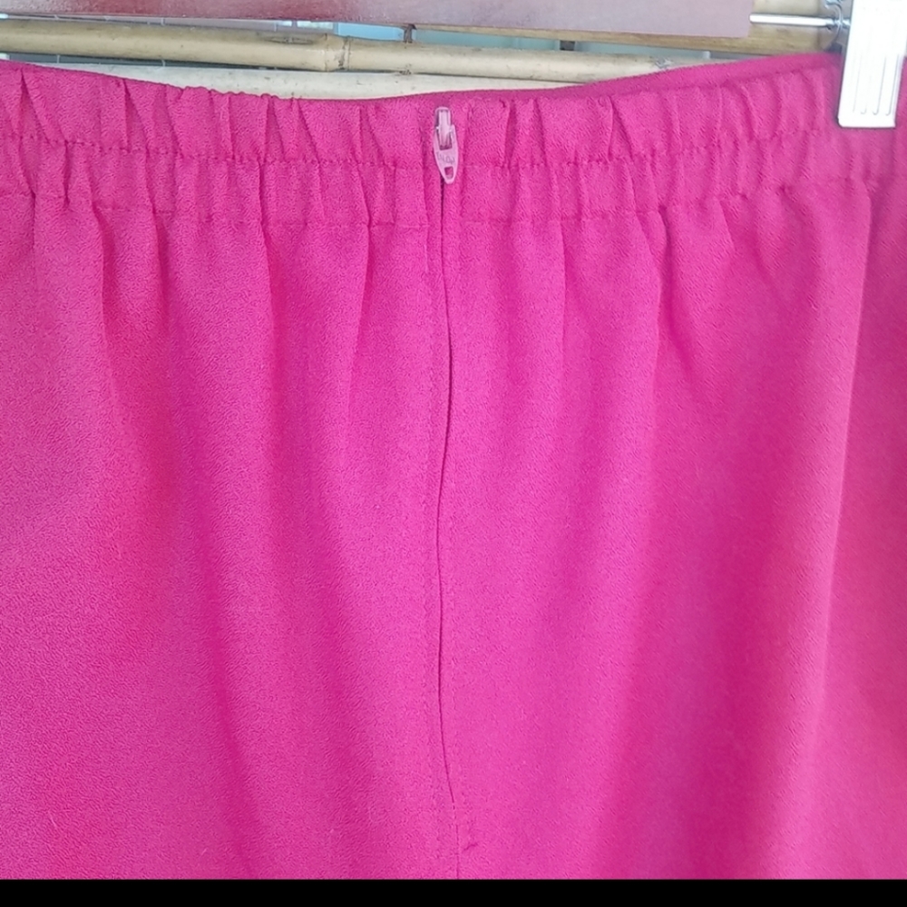 Bahari Group 12 Skirt Suit Apple Red Blazer Jacket & Skirt - Picture 6 of 9
